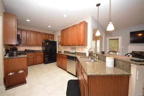 432 Parkgate Dr, Lake Saint Louis, MO 63367 photo 11