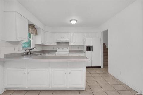 1145 Marsh Ave, Ellisville, MO 63011 photo 5