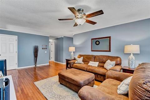 1035 Timberfield, Ballwin, MO 63021 photo 4