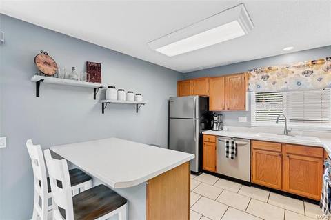 1035 Timberfield, Ballwin, MO 63021 photo 9