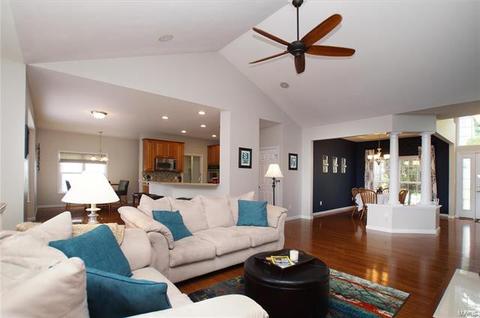 1108 Dogwood Ln, Ballwin, MO 63021 photo 8
