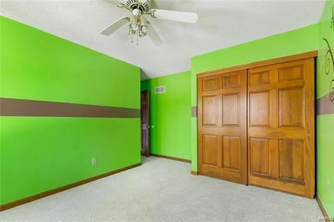 10 Georgetown Cir, O'fallon, MO 63368 photo 32