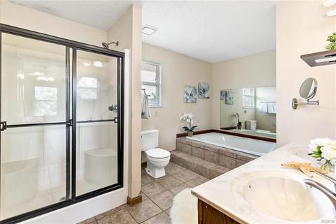 10 Georgetown Cir, O'fallon, MO 63368 photo 25