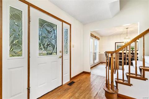 10 Georgetown Cir, O'fallon, MO 63368 photo 3
