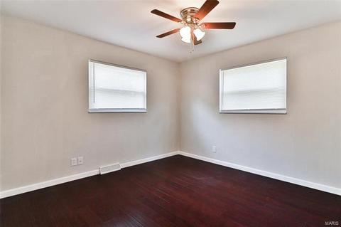 241 Ballwin Ave, Ballwin, MO 63021 photo 10