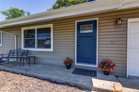 712 Highland Dr, O'fallon, MO 63366 photo 3