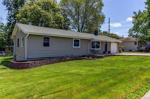 712 Highland Dr, O'fallon, MO 63366 photo 2