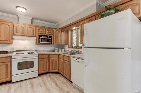 712 Highland Dr, O'fallon, MO 63366 photo 11