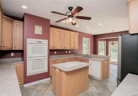 309 Walnut Forest Dr, O'fallon, MO 63366 photo 3