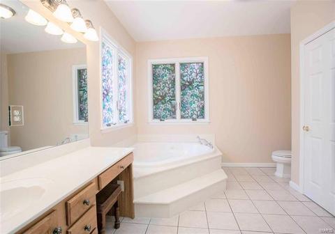 309 Walnut Forest Dr, O'fallon, MO 63366 photo 11