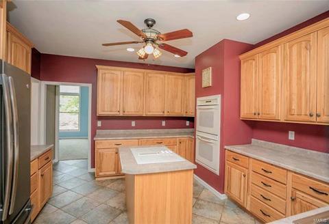 309 Walnut Forest Dr, O'fallon, MO 63366 photo 6