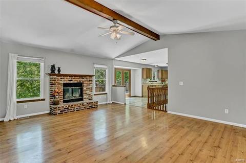 306 Birmingham Dr, O'fallon, MO 63366 photo 2