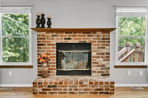 306 Birmingham Dr, O'fallon, MO 63366 photo 3