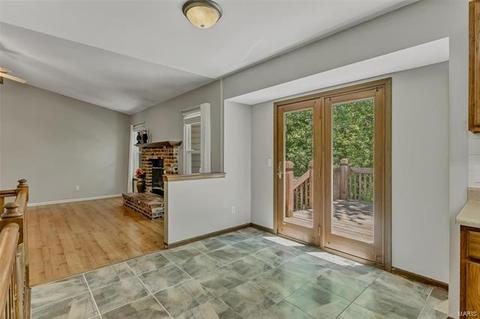 306 Birmingham Dr, O'fallon, MO 63366 photo 8