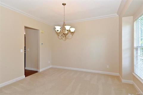 110 Lucerne Crossing Ct, Ballwin, MO 63011 photo 5