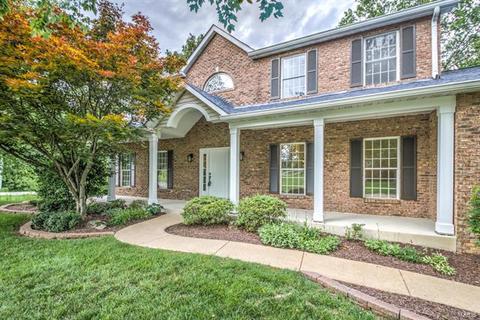 201 Ozark Meadows Dr, Weldon Spring, MO 63304 photo 1