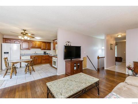 1429 Mautenne Dr, Manchester, MO 63021 photo 2