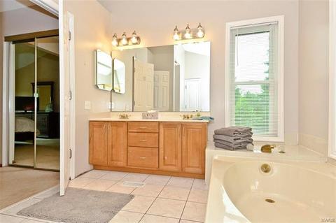 1710 Connemara Dr, Manchester, MO 63021 photo 24