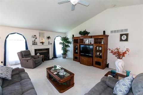 109 Grey Wolf Dr, O'fallon, MO 63366 photo 8