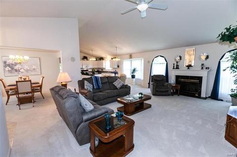 109 Grey Wolf Dr, O'fallon, MO 63366 photo 9