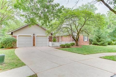 832 Dunraven Dr, Ballwin, MO 63021 photo 32