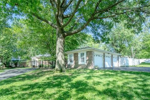 400 Nottingham Dr, Ballwin, MO 63011 photo 11