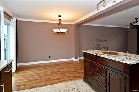 5001 Weber Rd, Saint Louis, MO 63123 photo 13