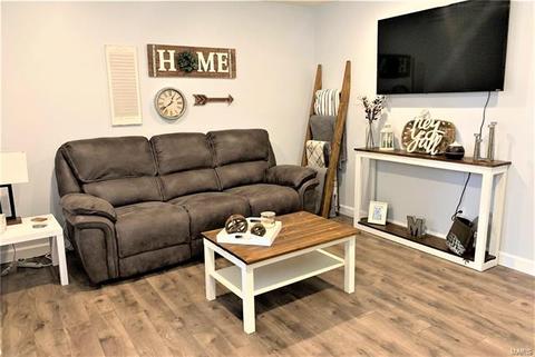 2503 Breezy Pt, O'fallon, MO 63368 photo 2