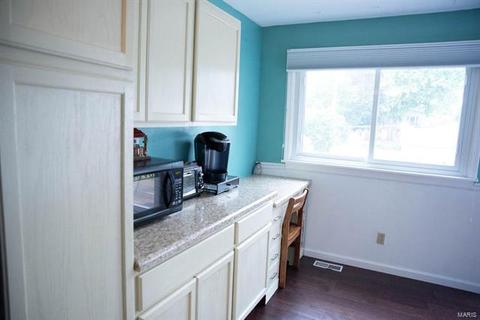 7083 Mardel Ave, Saint Louis, MO 63109 photo 10