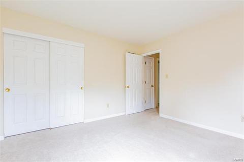 446 Elm Xing, Ballwin, MO 63021 photo 28
