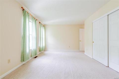 446 Elm Xing, Ballwin, MO 63021 photo 24