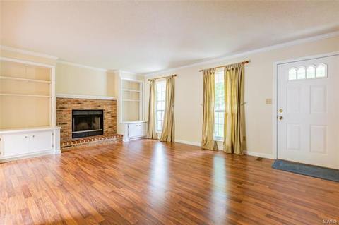 446 Elm Xing, Ballwin, MO 63021 photo 5