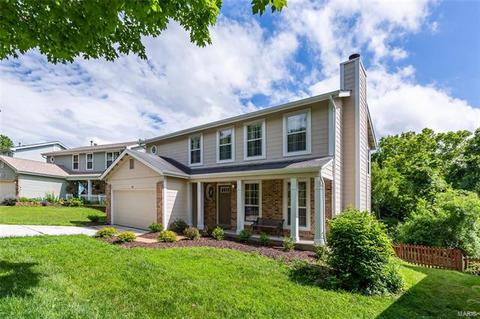 446 Elm Xing, Ballwin, MO 63021 photo 2
