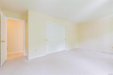 446 Elm Xing, Ballwin, MO 63021 photo 23
