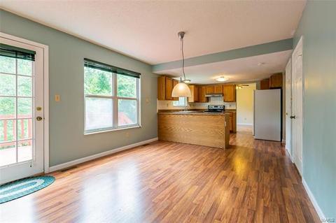 446 Elm Xing, Ballwin, MO 63021 photo 17