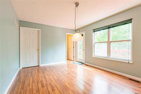 446 Elm Xing, Ballwin, MO 63021 photo 15
