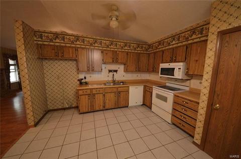 2565 Dunmore Cir, O'fallon, MO 63368 photo 10