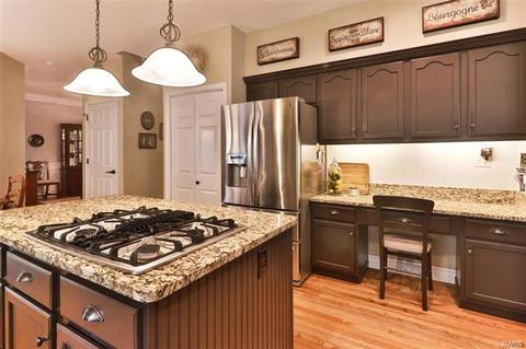 254 Dickens Farm Ln, Ballwin, MO 63021 photo 26