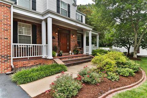 254 Dickens Farm Ln, Ballwin, MO 63021 photo 4