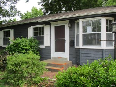 207 Bittersweet Dr, O'fallon, MO 63366 photo 2