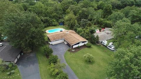 1414 Lark Ave, Saint Louis, MO 63122 photo 2