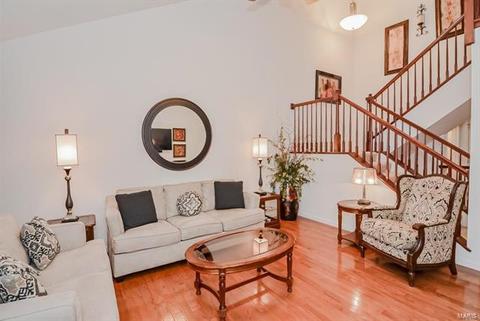 216 Belmonte Cir, O'fallon, MO 63368 photo 4