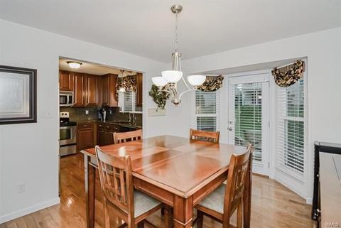 216 Belmonte Cir, O'fallon, MO 63368 photo 7