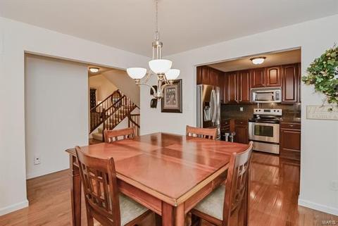 216 Belmonte Cir, O'fallon, MO 63368 photo 6