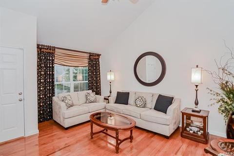 216 Belmonte Cir, O'fallon, MO 63368 photo 3