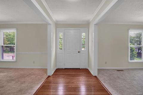 617 Forrester, Manchester, MO 63011 photo 2
