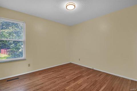 617 Forrester, Manchester, MO 63011 photo 16