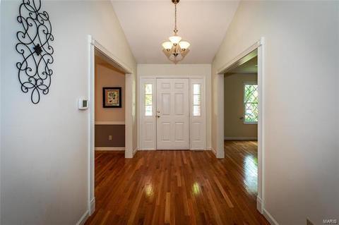 657 Woodhill Estates Dr, Ellisville, MO 63021 photo 4