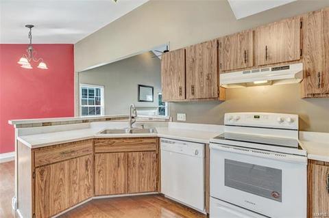 2432 Sansonnet Ln, O'fallon, MO 63368 photo 12