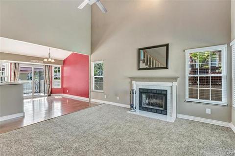 2432 Sansonnet Ln, O'fallon, MO 63368 photo 4